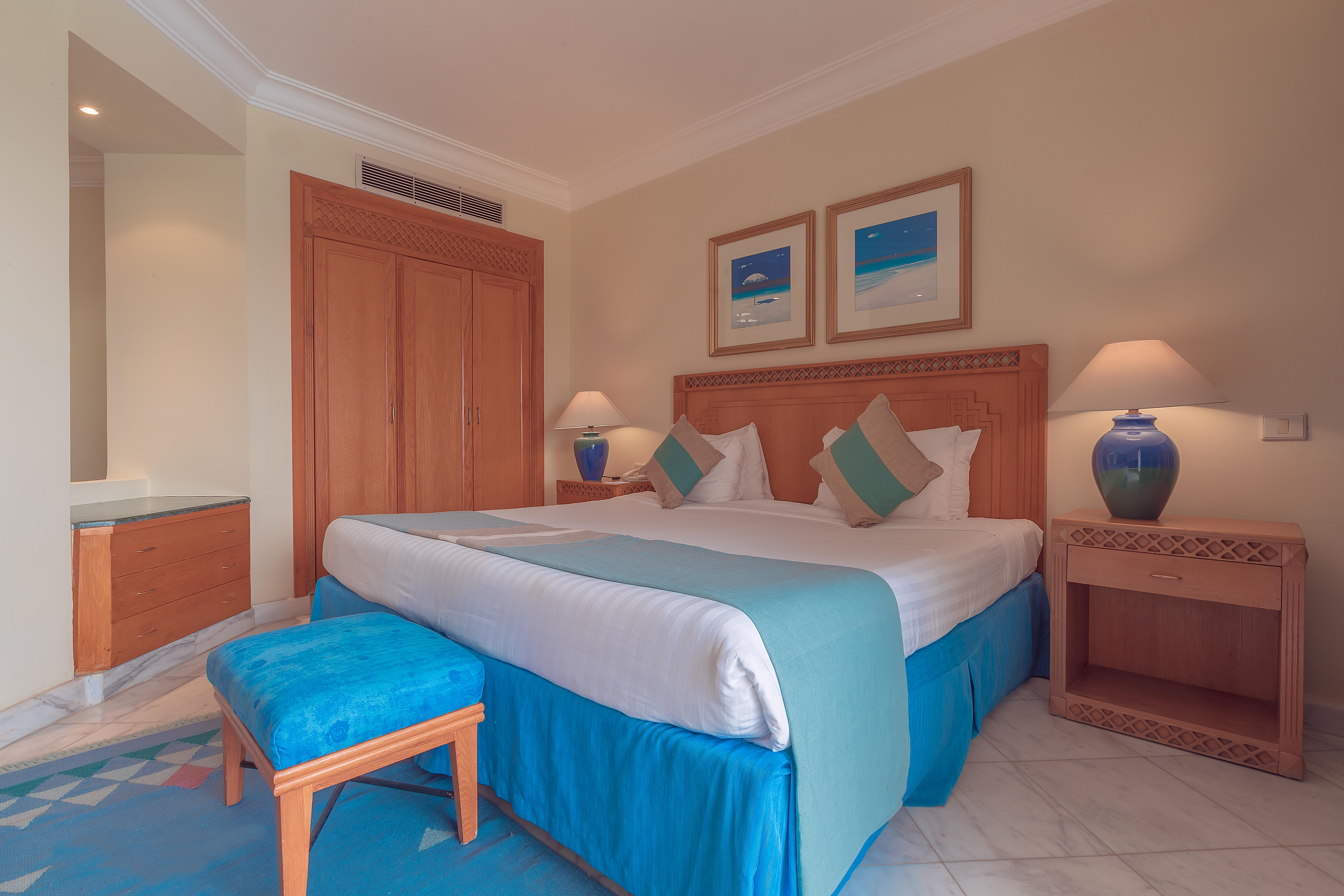 Old Palace Resort Sahl Hasheesh フルガダ エクステリア 写真 A bedroom at the hotel